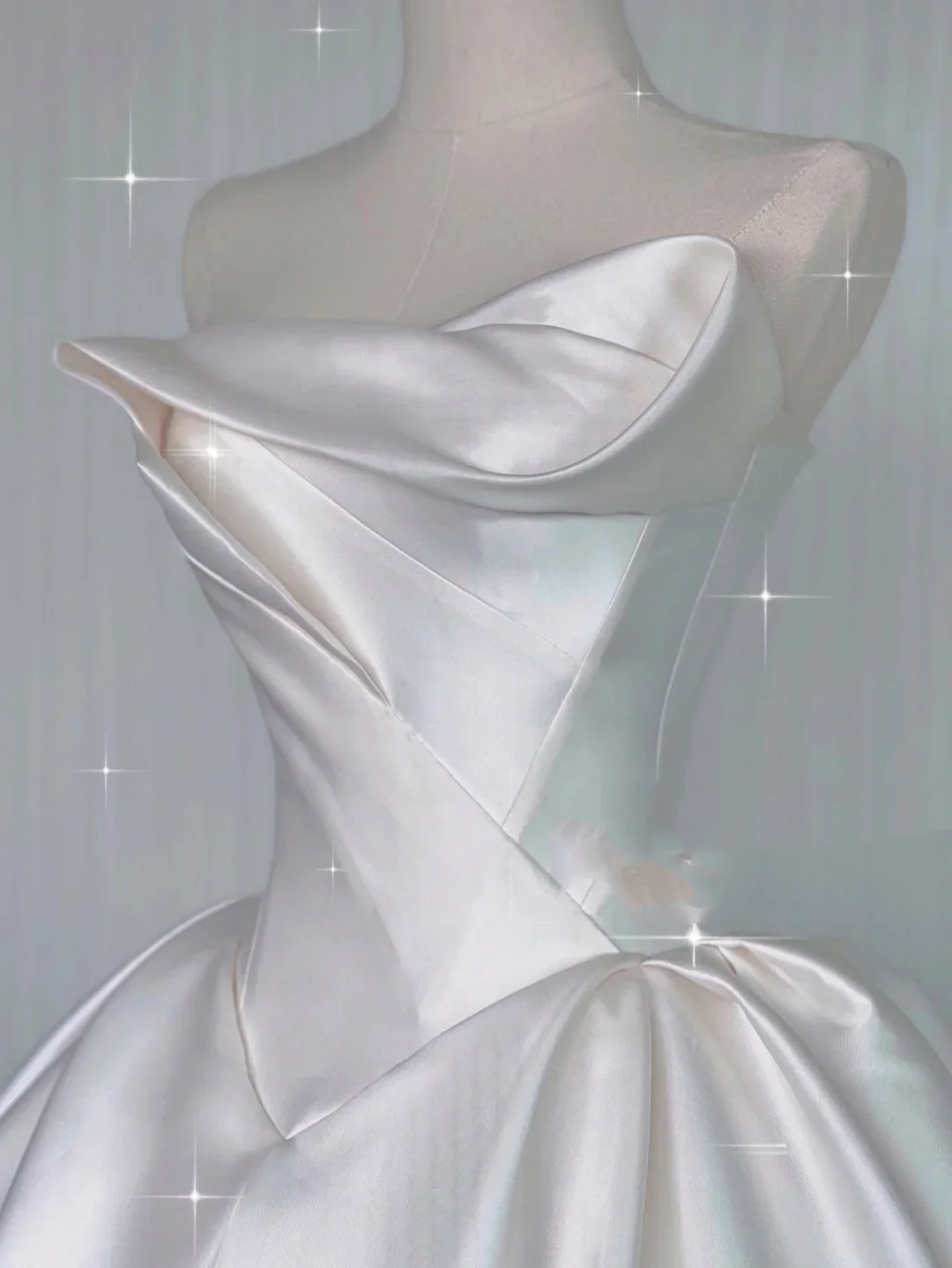 Classy Elegant Ball Gown Strapless White Long Satin Wedding Dresses Brides Dress DP342 - Deanwangkt