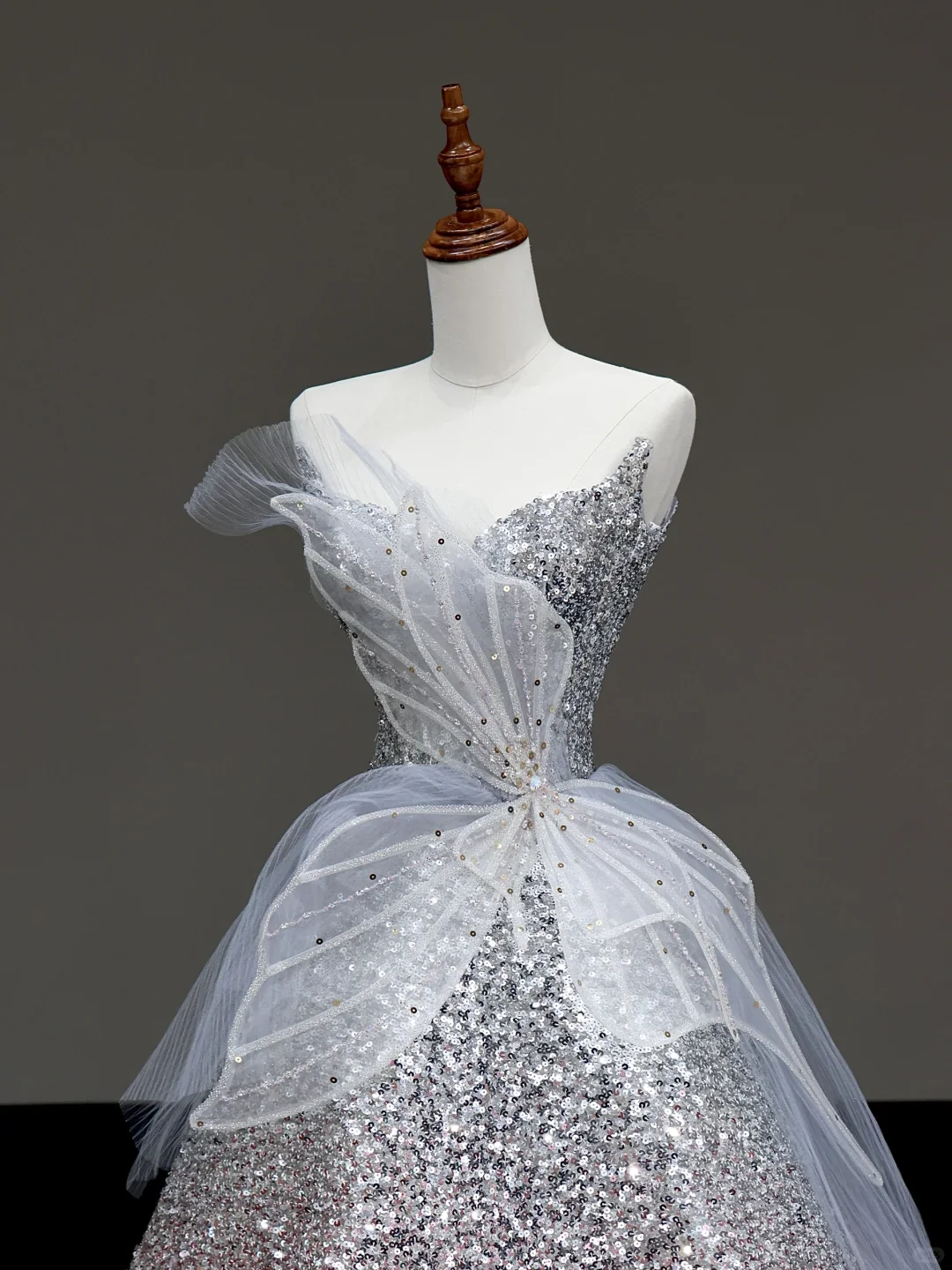 Elegant Glamour Ball Gown Sweetheart Sequin Silver Red Prom Dress Party Dress Evening Dresses DP887 - Deanwangkt