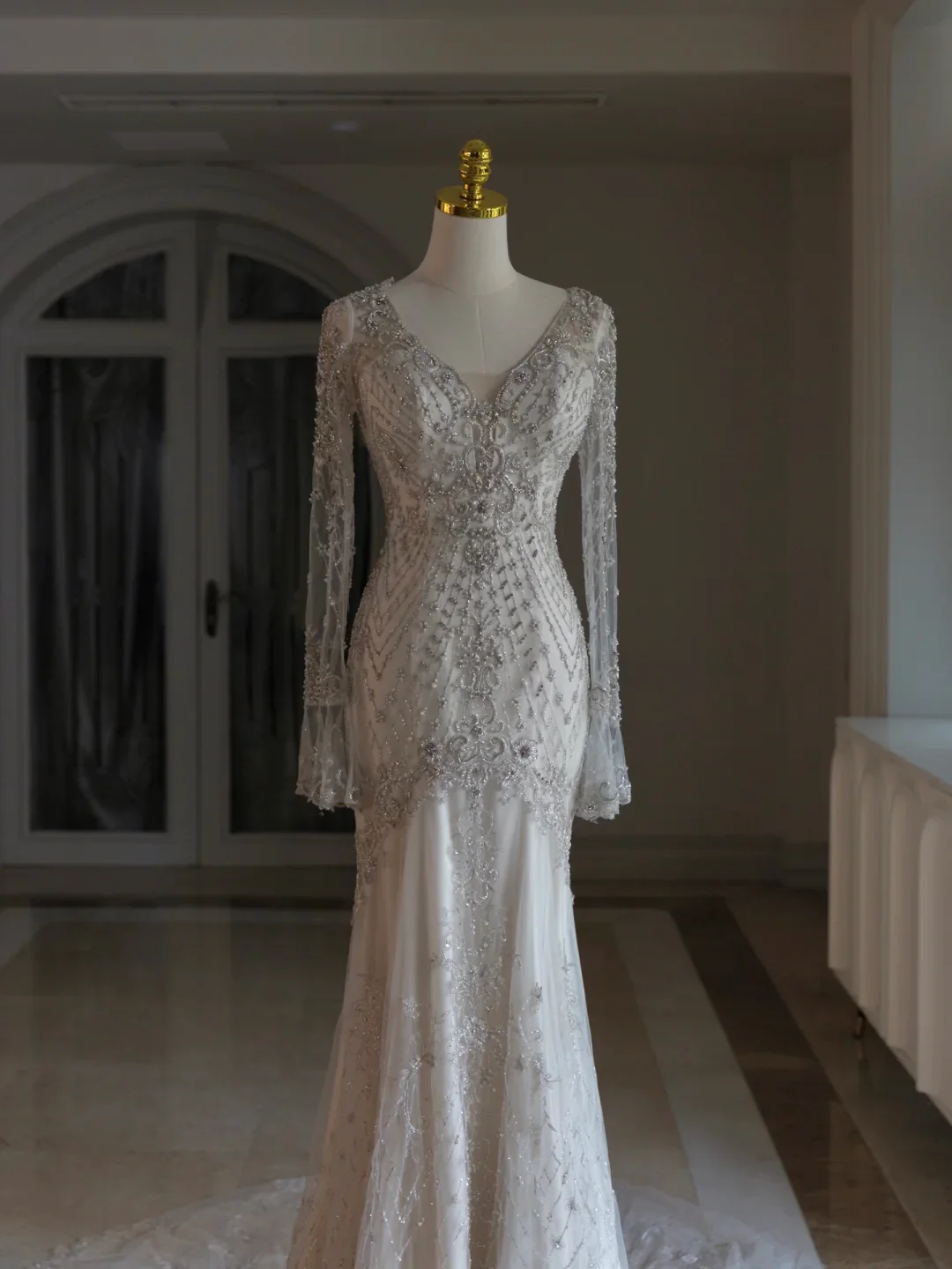 Luxury Mermaid V Neck Sequin With Silver Beads White Wedding Dress Modest Wedding Dresses Princess Wedding Gowns DH1546 - Deanwangkt