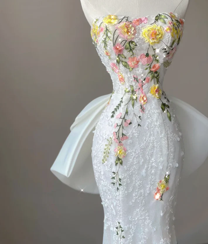 Pretty Mermaid Strapless Lace White Sleeveless Long Prom Dresses Evening Dresses DP446 - Deanwangkt