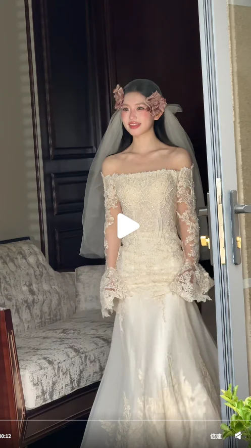 Timeless Sheath Long Wedding Dresses, White Bridal Dresses, Lace Appliqué Bridal Gowns DP03938 - Deanwangkt