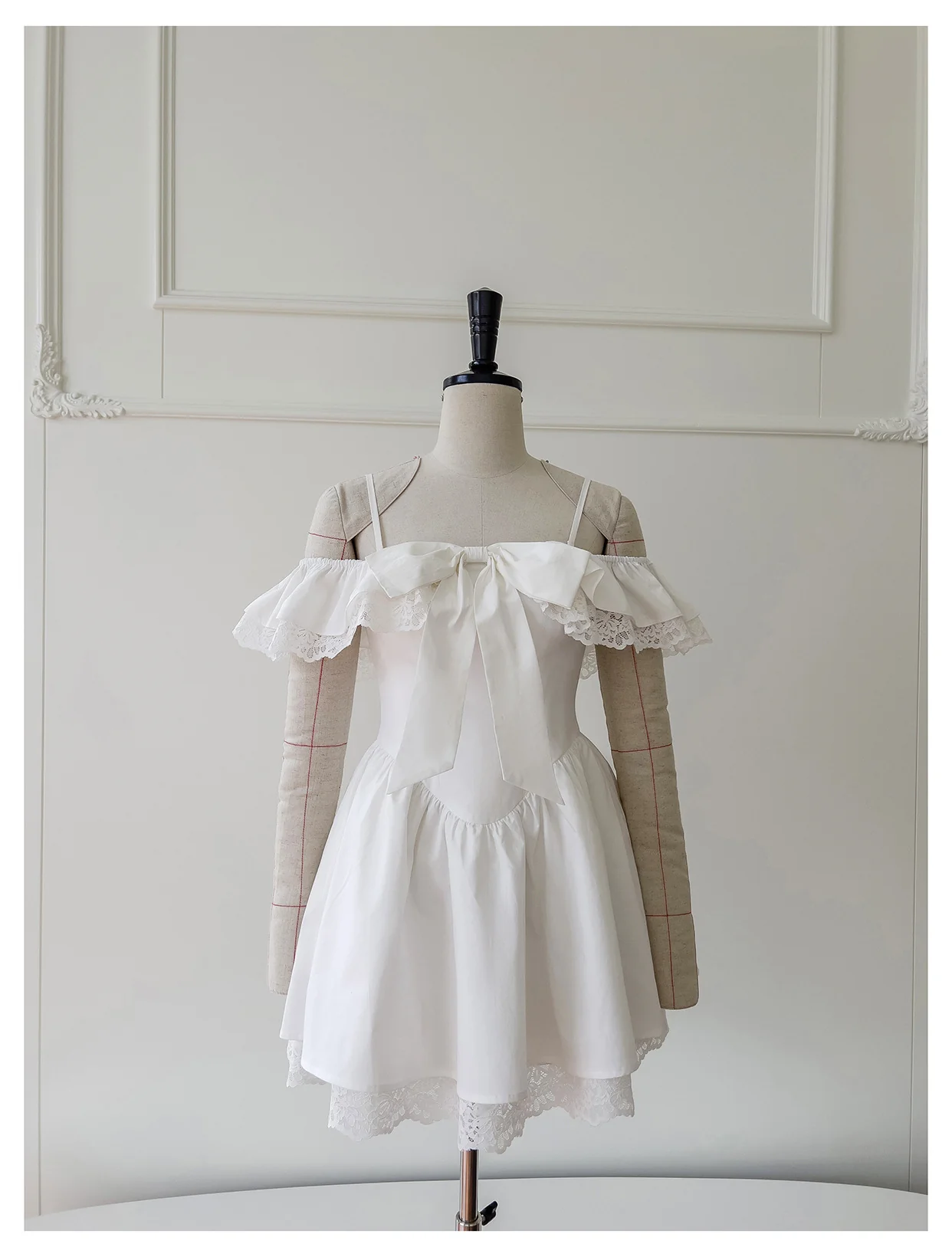 Pretty A line Off The Shoulder White Short Formal Homecoming Dresses Middle School Short 21st Birthday Outfits Graduation Dress Mini Cocktail Dresses DH2308 - Deanwangkt