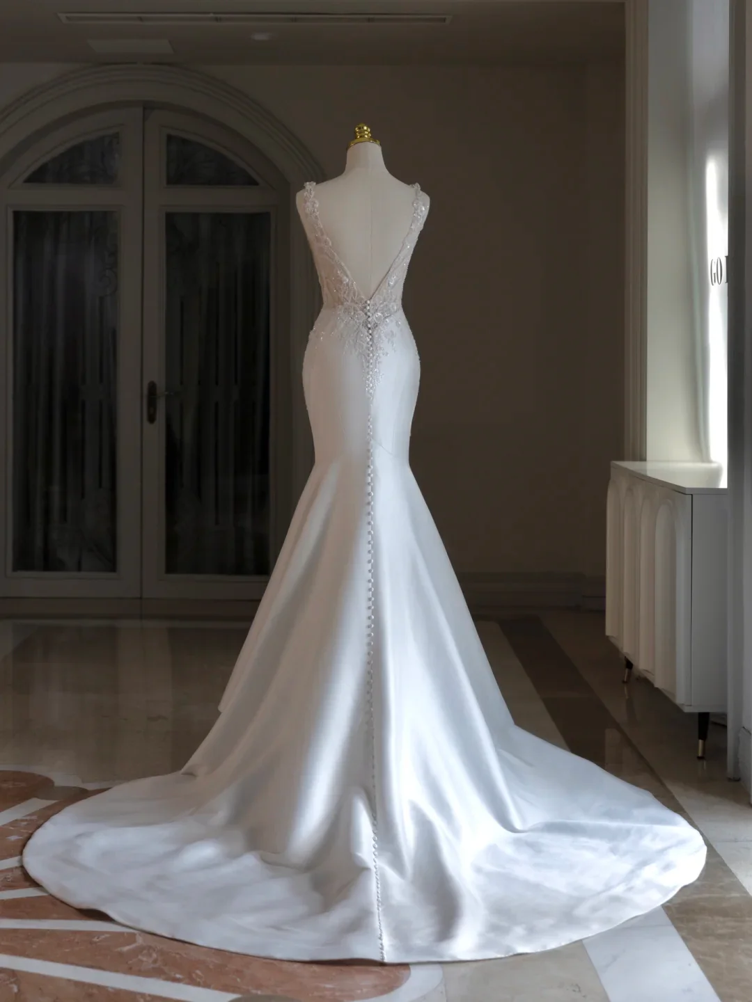 Luxury Mermaid V Neck Sequin With Silver Beads White Wedding Dress Modest Wedding Dresses Princess Wedding Gowns DH1547 - Deanwangkt