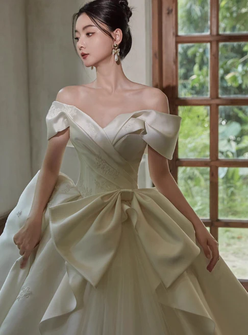 Modest Ball Gown Off-the-shoulder Bridal Dress White Satin Tulle Long Wedding Dress Elegant Lace Applique Bridal Gowns DP2816 - Deanwangkt