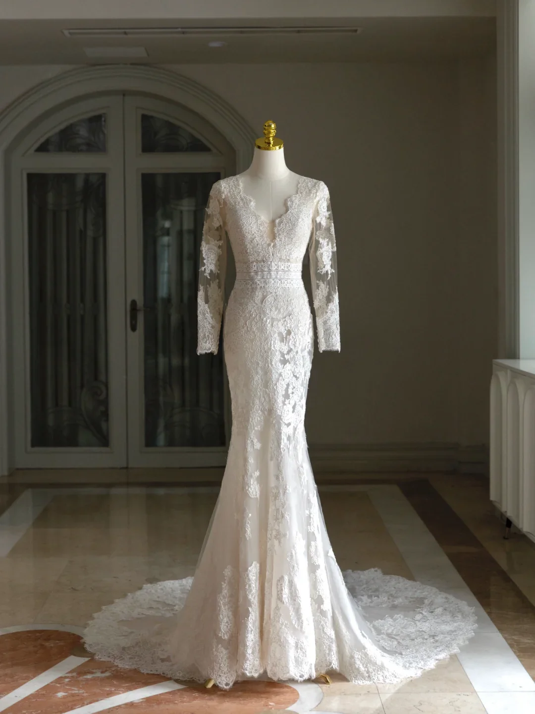 Luxury Mermaid V Neck Long Sleeves Lace White Wedding Dress Modest Wedding Dresses Princess Wedding Gowns DH1558 - Deanwangkt