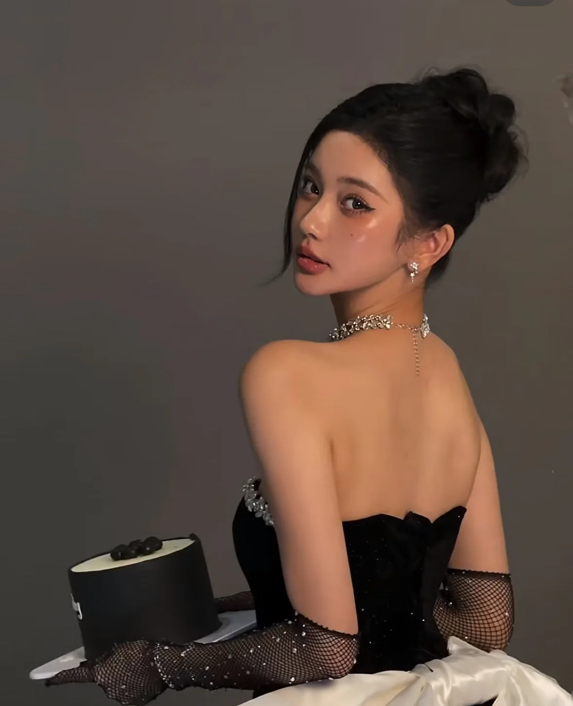 Pretty Ball Gown Sweetheart Black Velvet Formal Homecoming Dresses 21st Birthday Outfits Graduation Dress Short Mini Cocktail Dresses DH2477 - Deanwangkt