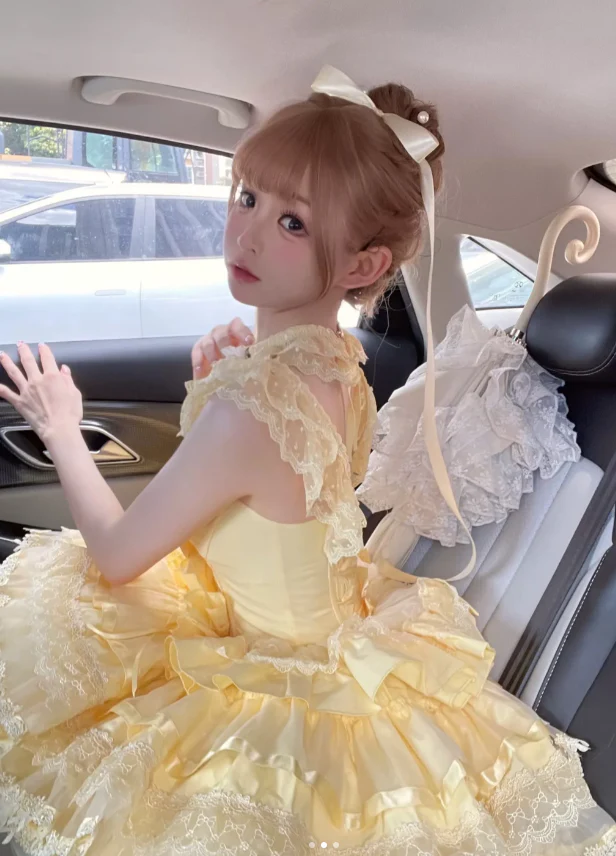 Sweet Square Neck Ball Gown Lace Birthday Dresses Yellow Lolita Dresses DP3180 - Deanwangkt
