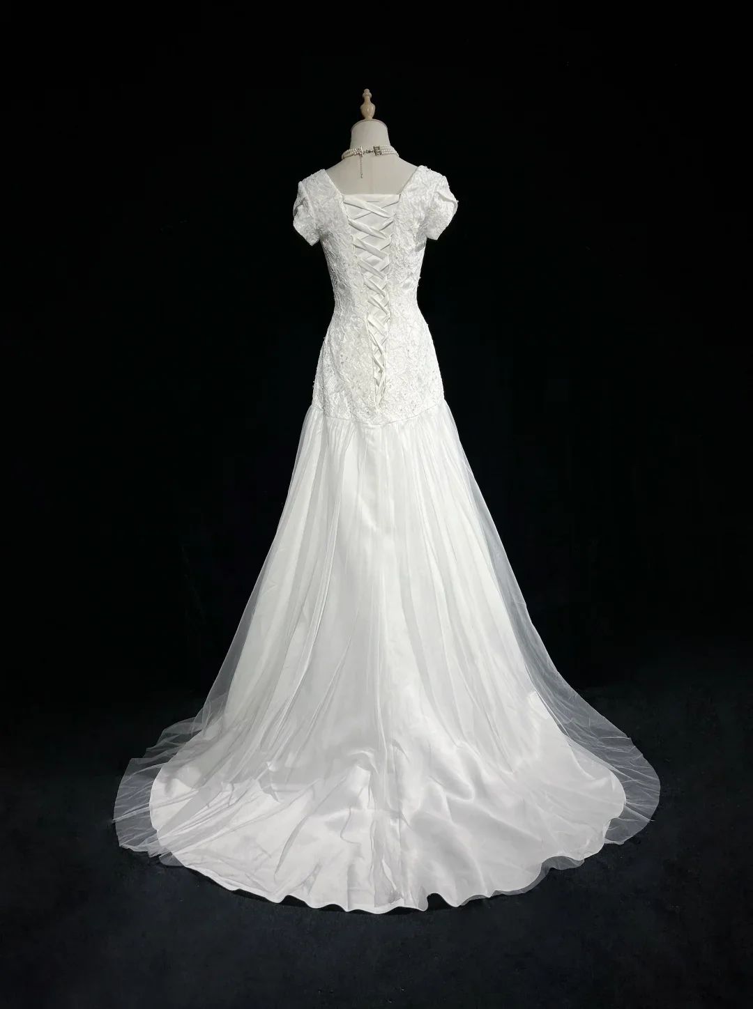 Classic Elegant Wedding Gown Mermaid Short Sleeves White Lace 80s Wedding Dresses Vintage Bridal Gowns DH1153 - Deanwangkt