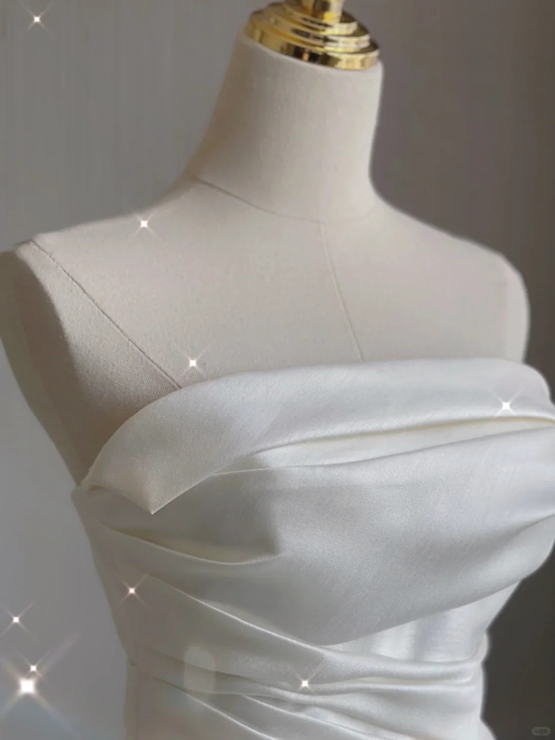 Unique Ball Gown Strapless Ruffles Long Satin White Wedding Dresses Brides Dress DP368 - Deanwangkt