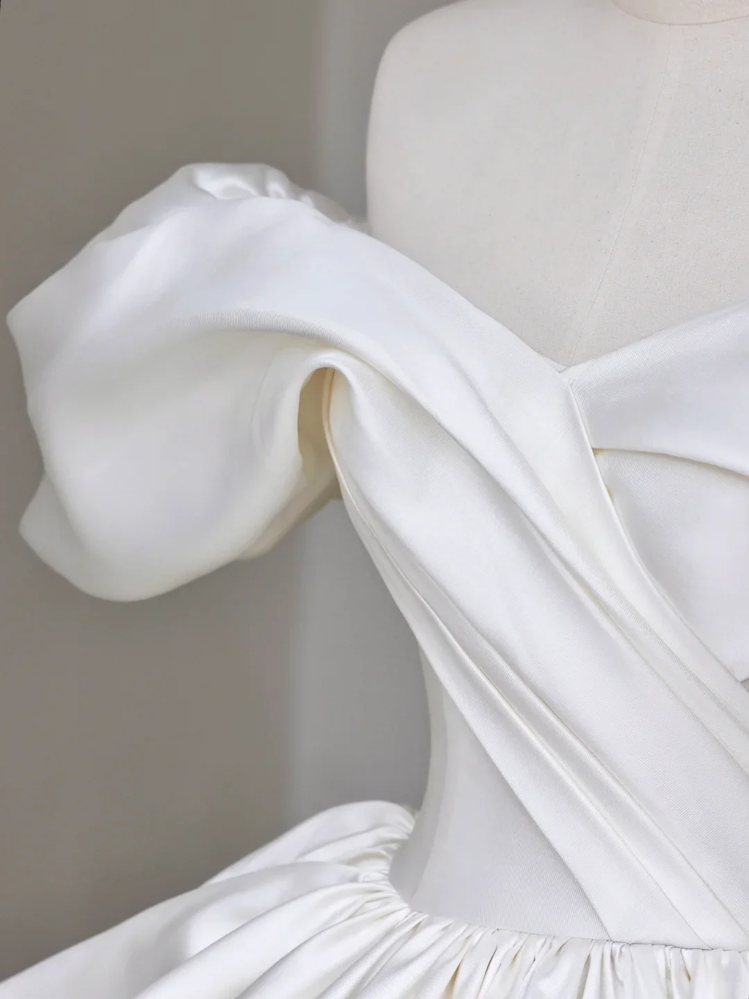 Classy Elegant Ball Gown Off The Shoulder White Short Sleeves Satin Wedding Dress Brides Dress DP695 - Deanwangkt