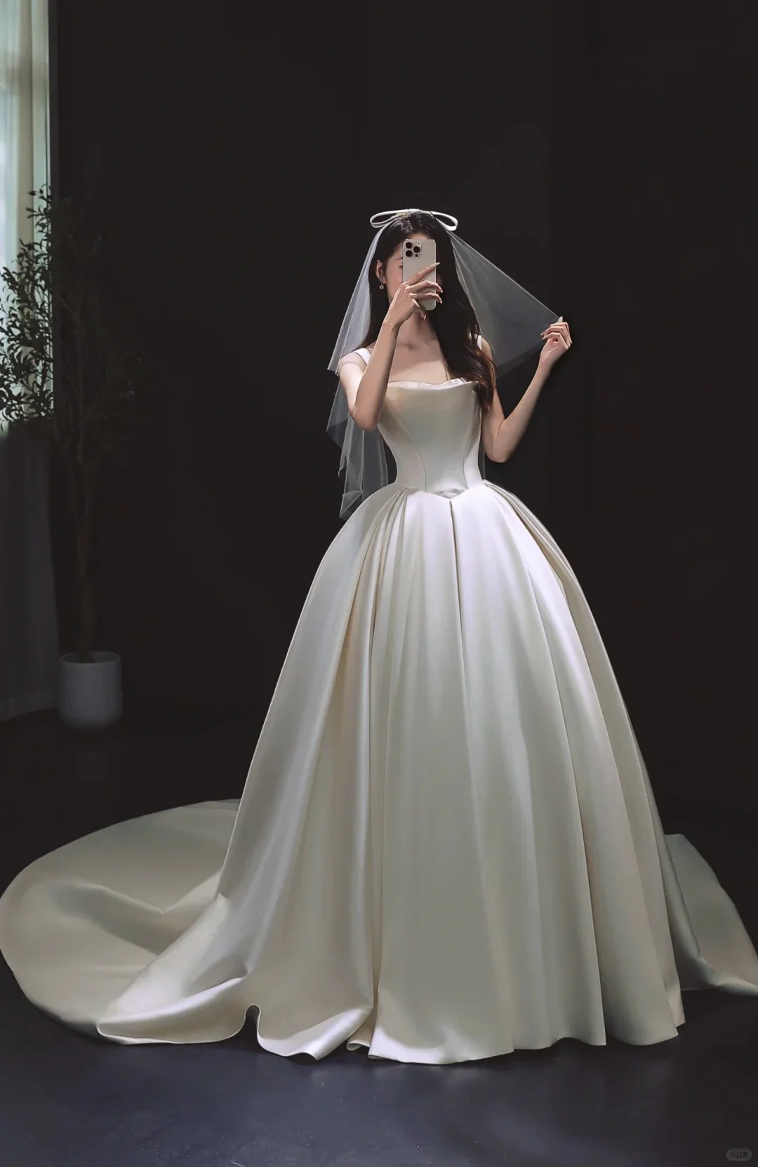 Glamour Spaghetti Strap White Wedding Dress Simple Ball Gown Satin Modest Bridal Gowns DP2868 - Deanwangkt