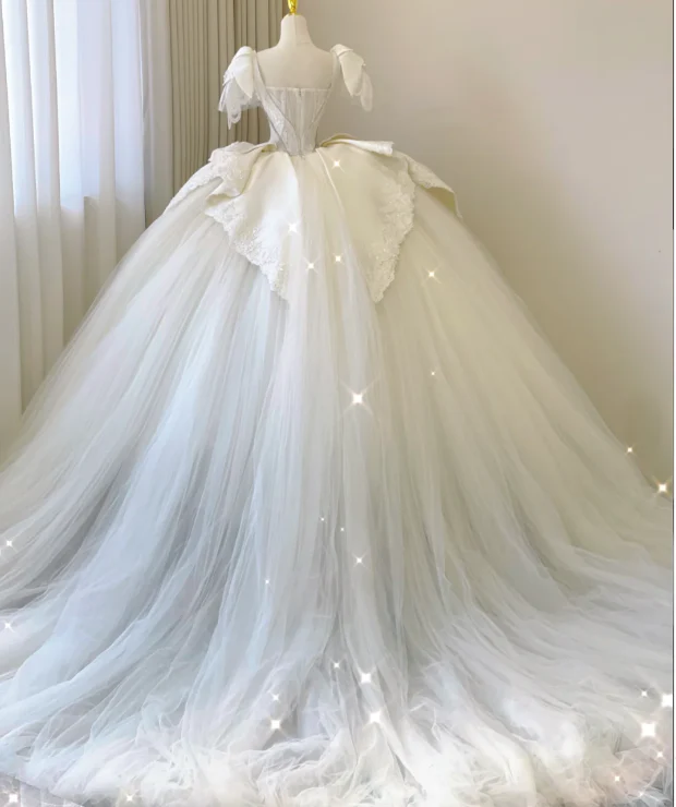 Elegant Ball Gown Sweetheart Lace Satin Wedding Dresses White Brides Dress P0018 - Deanwangkt