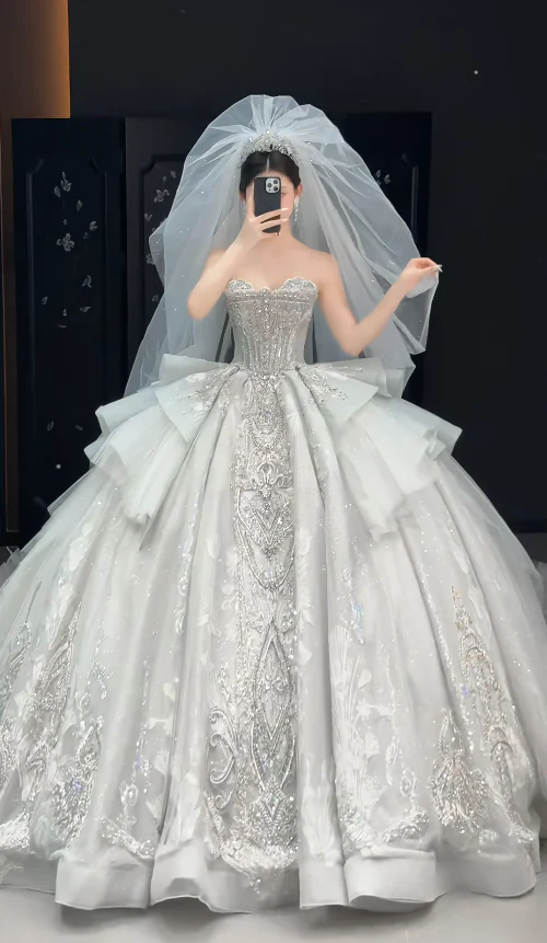 Luxury Sweetheart Neck Ball Gown Tulle Long Wedding Dresses Beaded Off-White Bridal Gowns Sleeveless Bridal Dresses DP3746 - Deanwangkt