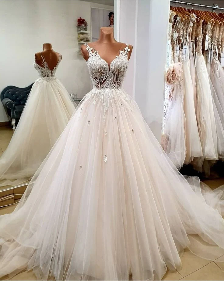 Princess Wedding Dress Ball Gown V Neck Appliques Lace Sleeveless White Tulle Wedding Dresses Dreamy Bridal Gowns DH1217 - Deanwangkt