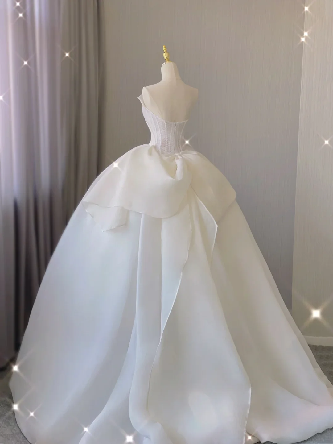 Timeless Ball Gown Strapless Long Satin White Sweep Train Wedding Dresses Brides Dress DP380 - Deanwangkt