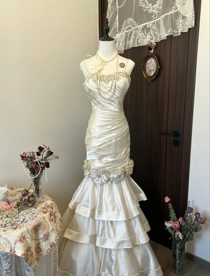Vintage Mermaid Spaghetti Straps Satin Ivory Wedding Dress Modest Wedding Dresses Princess Wedding Gowns DH1500 - Deanwangkt
