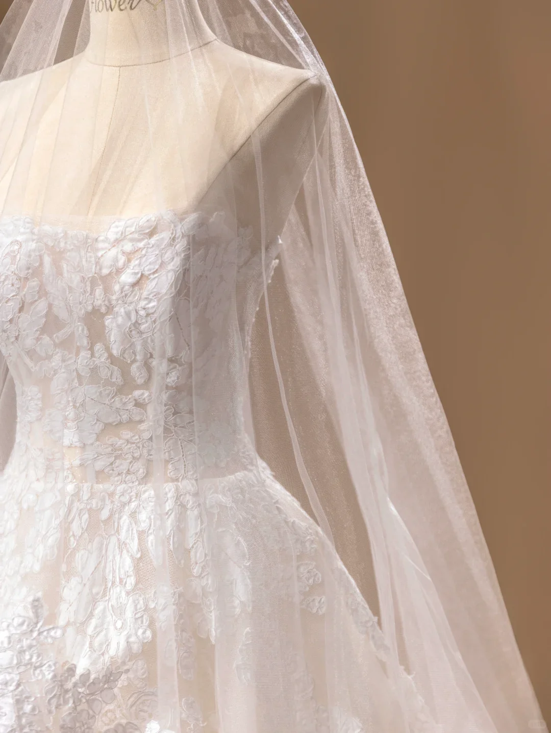 Princess Wedding Dress Ball Gown Strapless Lace White Long Wedding Dresses Bridal Gowns DH2793 - Deanwangkt