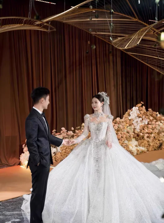 Luxury Ball Gown Sweetheart Sequin With Lace White Wedding Dress Modest Wedding Dresses Princess Wedding Gowns DH1494 - Deanwangkt