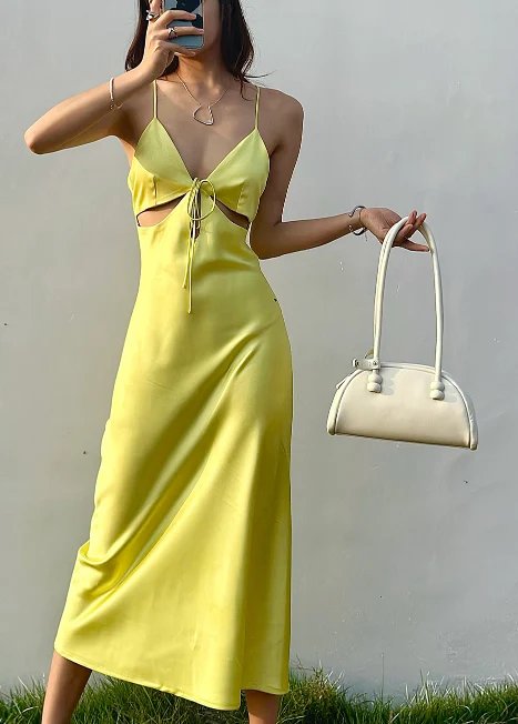 Elegant Yellow Spaghetti Strap Sheath 18th Birthday Outfit Satin Backless Formal Dress Modest Party Dress DH2749 - Deanwangkt