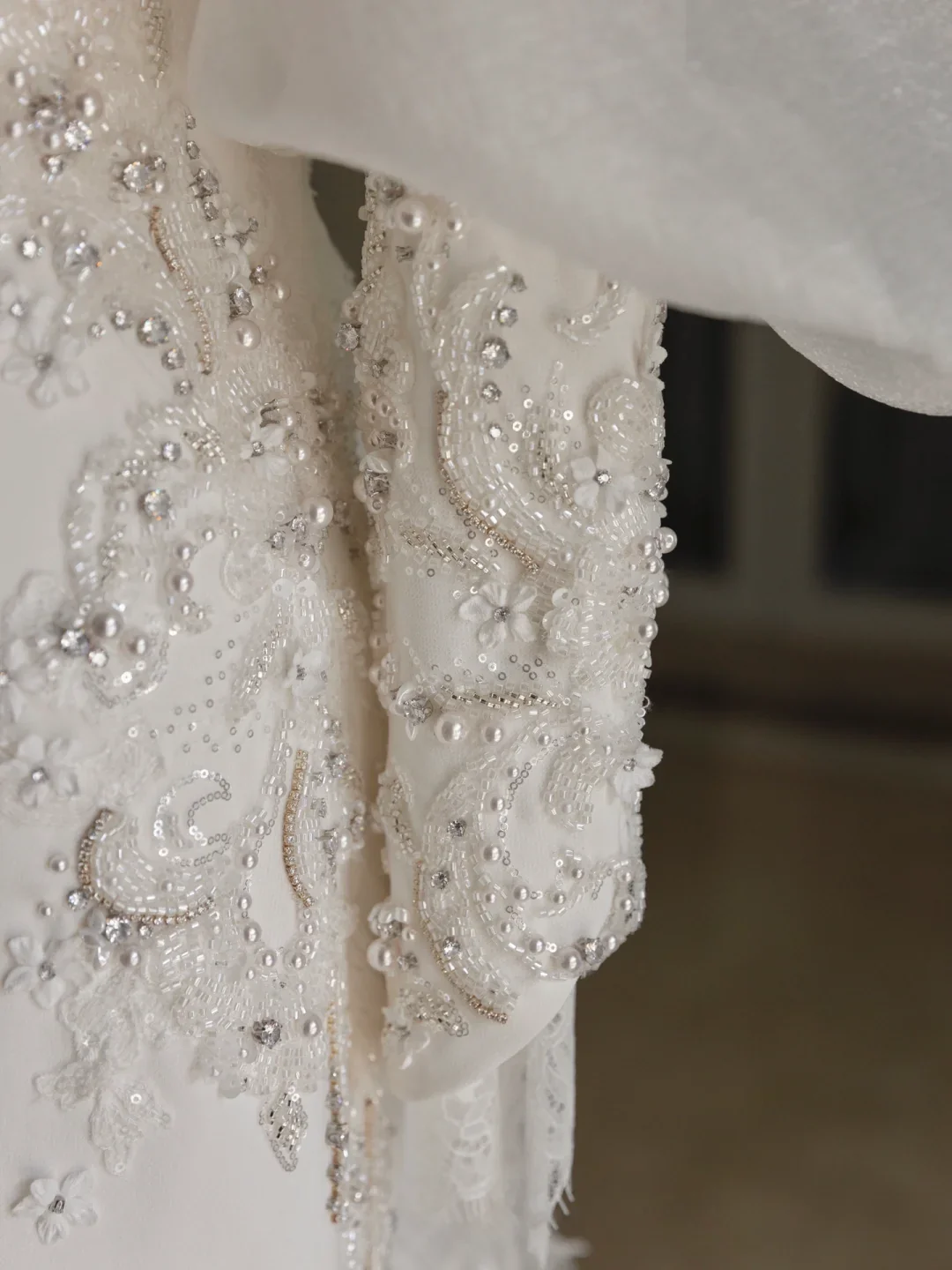 Retro Bridal Dress Mermaid V Neck Long Sleeves Satin Wedding Dress With Lace Wedding Dresses Modest Wedding Gowns DH1294 - Deanwangkt