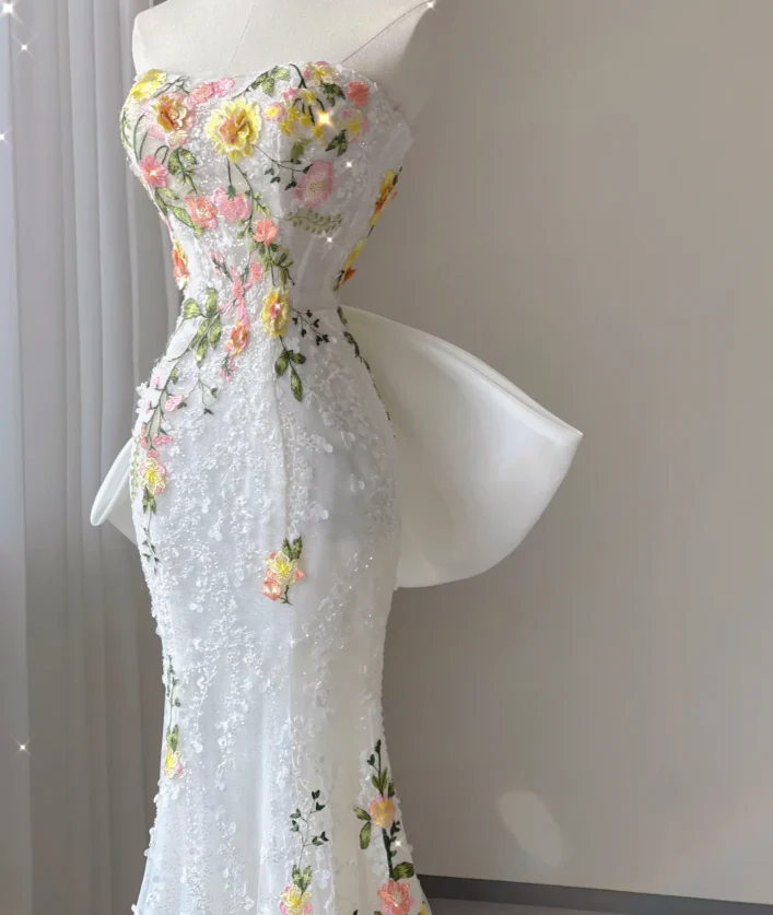 Pretty Mermaid Strapless Lace White Sleeveless Long Prom Dresses Evening Dresses DP446 - Deanwangkt