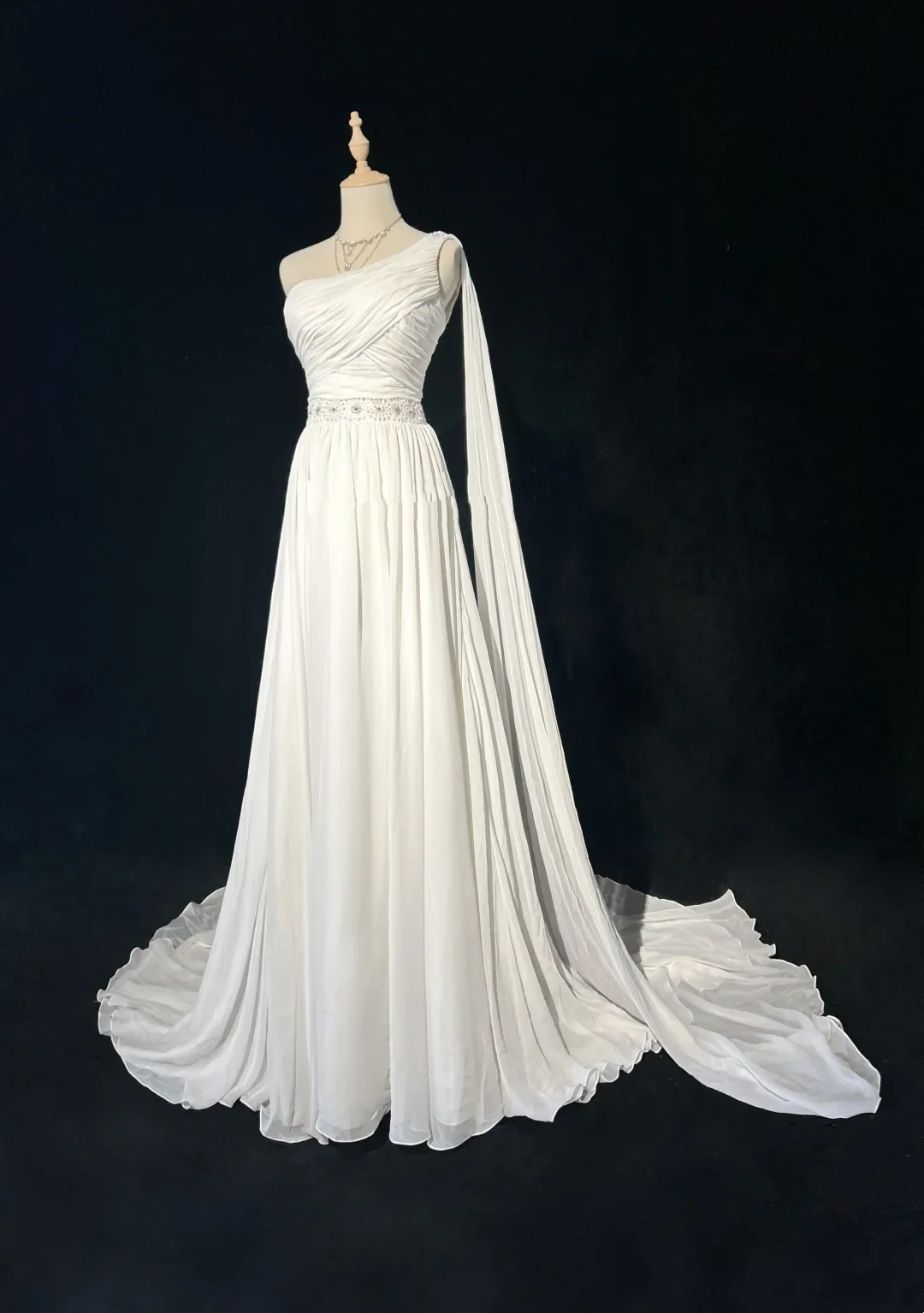 Vintage Bridal Gown 1960s A line One Shoulder Sleeveless Chiffon Pleated Beads Long White Wedding Dresses Elegant Bridal Gowns DH1013 - Deanwangkt