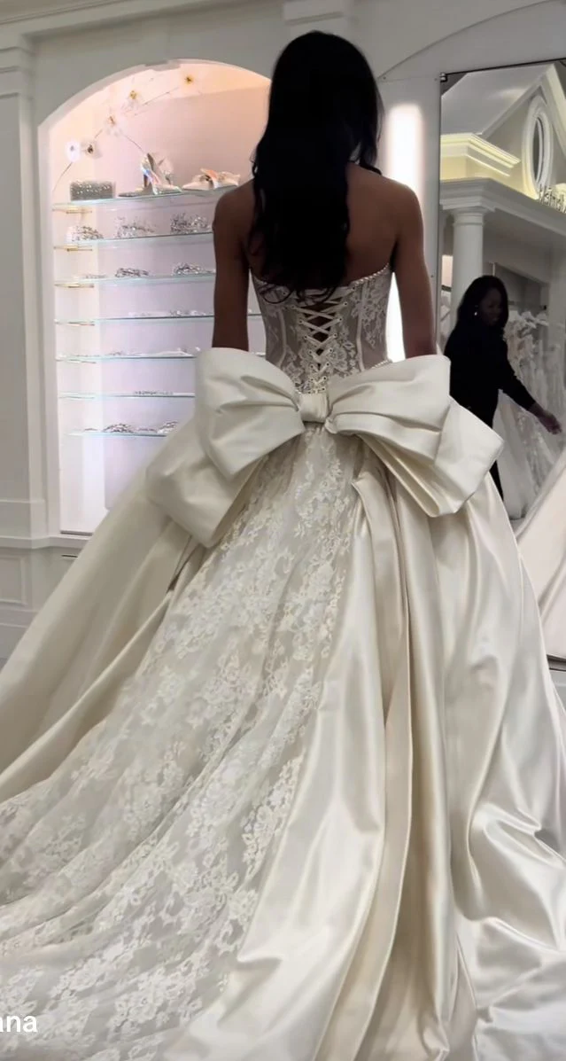 Ethereal Wedding Dress Ball Gown Strapless Lace Long White Wedding Dresses Bridal Gowns DH857 - Deanwangkt