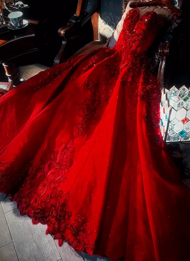 Elegant Red A-Line Long Prom Dress Spaghetti Straps Applique Satin Evening Dress Sweet 16 Dress DP2895 - Deanwangkt