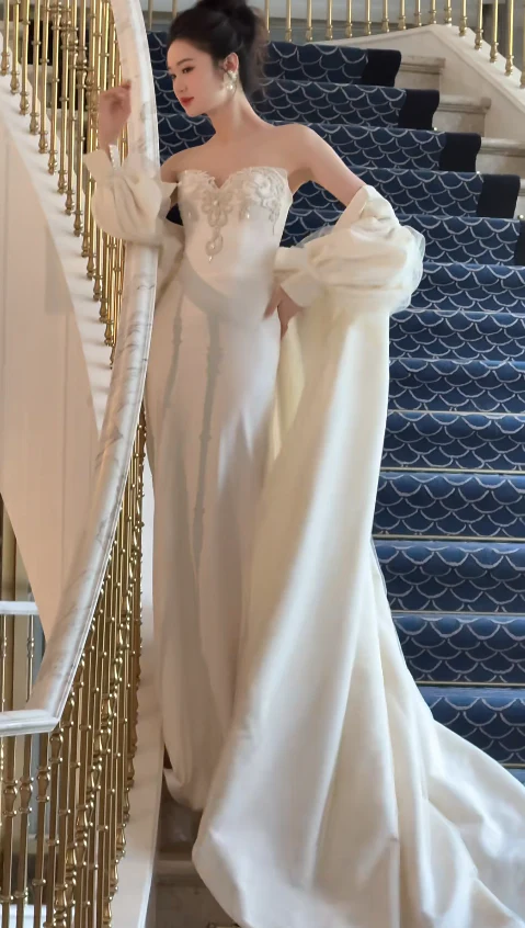 Elegant Sweetheart Neck Sheath Trail Wedding Dresses Sleeveless Satin White Bridal Gowns DP3346 - Deanwangkt