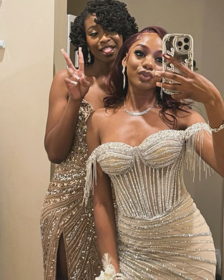 Sparkly Mermaid Off The Shoulder Champagne Sequin Long Slit Evening Party Gowns Evening Dress Special Formal Dresses Prom Dress DH2321 - Deanwangkt