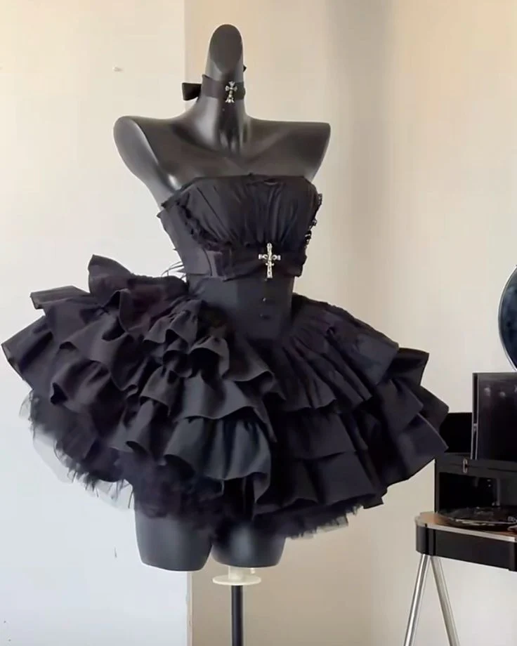 Vintage Ball Gown Strapless Little Black Dress Satin Formal 8th Grade Homecoming Dresses Summer Middle School Hoco Dress Birthday Outfits W1177 - Deanwangkt