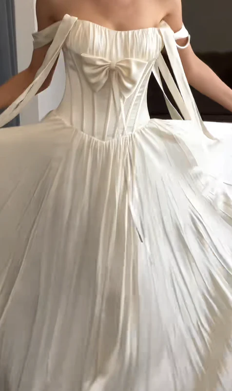 Simple Sheath Off-the-shoulder Wedding Dresses, Ivory Bridal Gowns DP3181 - Deanwangkt