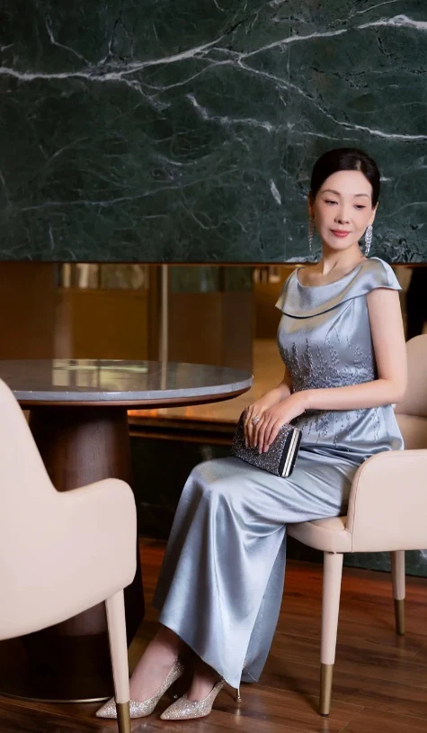 Elegant Bateau Sheath Wedding Guest Dresses Satin Beaded Gray Blue Mother of the Bride Dresses DP3713 - Deanwangkt