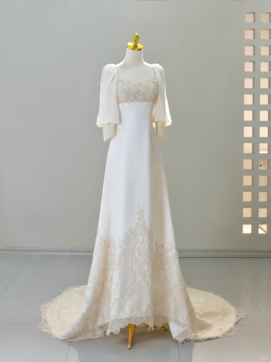 Romantic Wedding Gown Bridal Dress A Line Square Neck Satin Wedding Dress Ivory Wedding Dresses Modest Wedding Gowns DH2038 - Deanwangkt