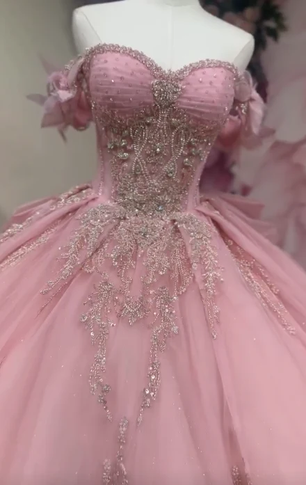 Gorgeous Pink Off-the-shoulder Tulle Long Ball Gown Sweet Applique Beaded 16th Birthday Dress Cute Quinceanera Dress DH2740 - Deanwangkt