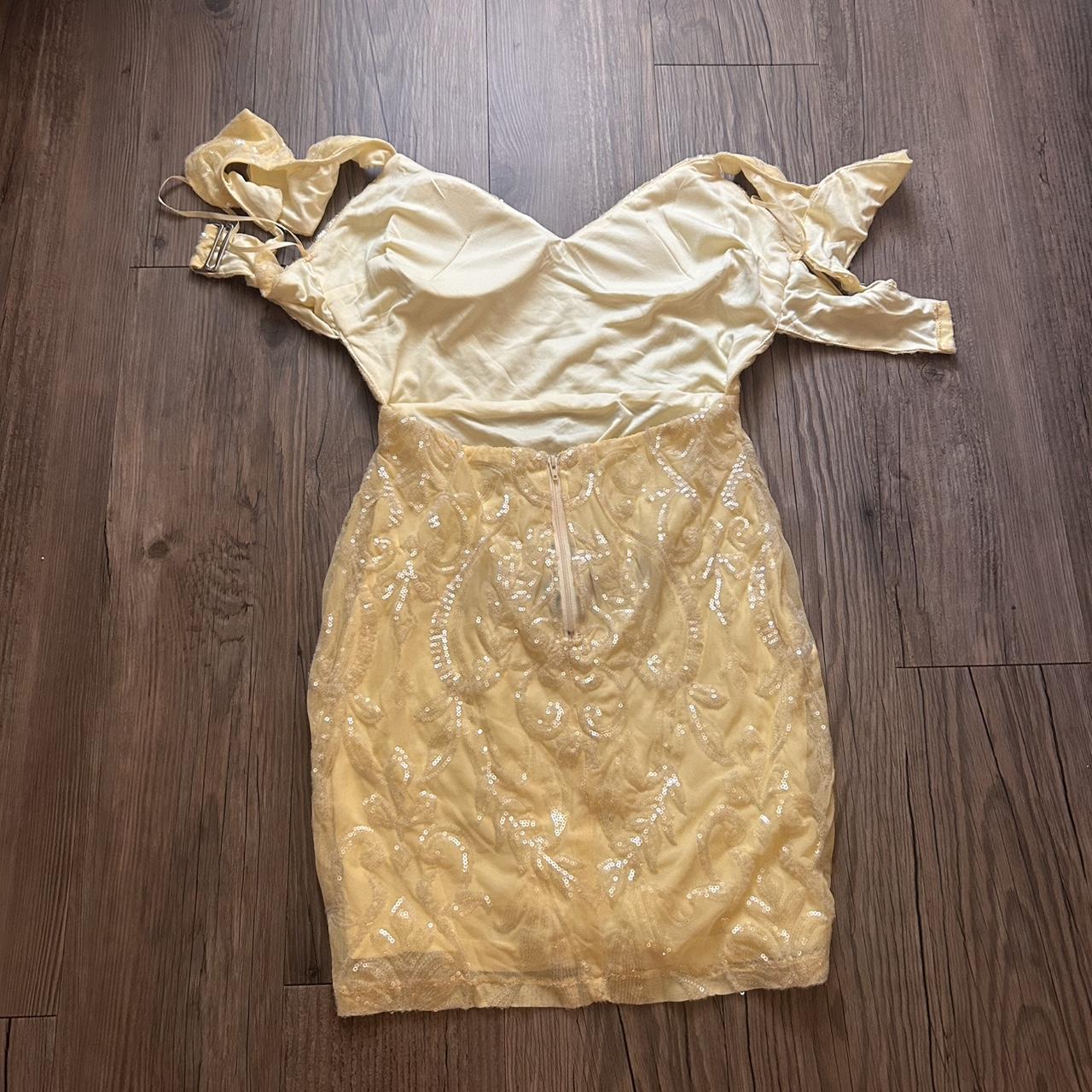 Pretty A line V Neck Yellow Sequin Formal Homecoming Dresses Short 21st Birthday Outfits Graduation Dress Mini Cocktail Dresses DH2270 - Deanwangkt