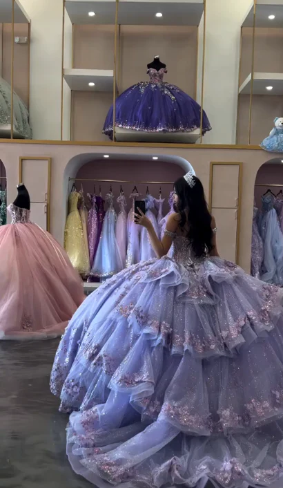 Gorgeous Off-the-shoulder Ball Gown Lavender Long Prom Dresses Tulle Applique Lavender Quinceanera Dresses Sweet 16 Dress DP3823 - Deanwangkt