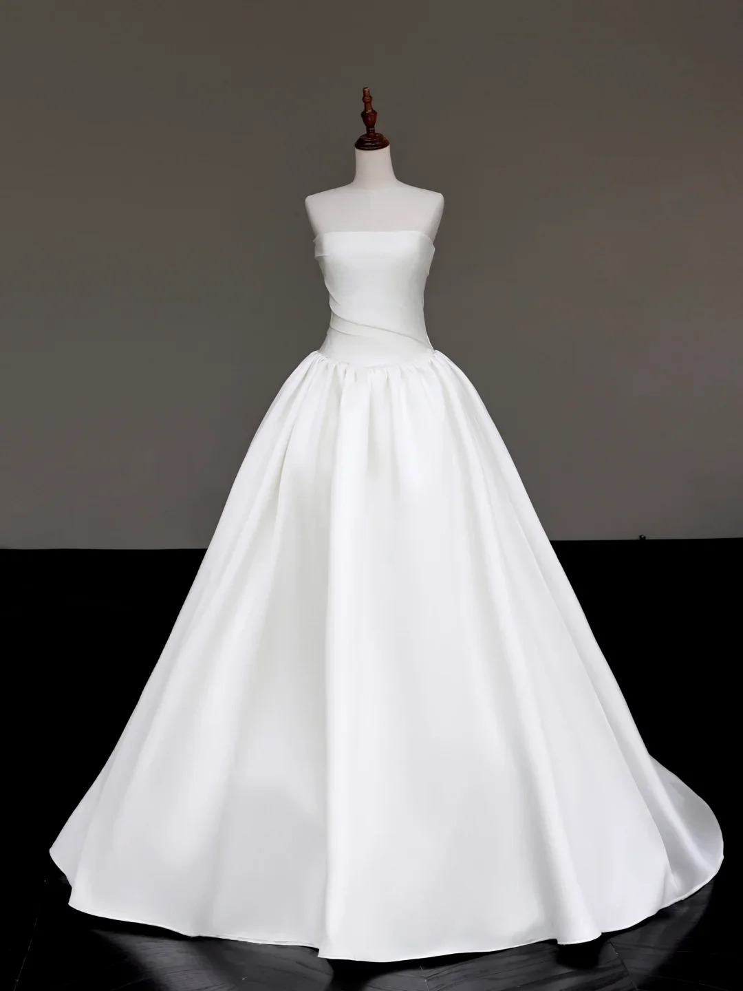 Unique Bridal Gown Ball Gown Strapless White Satin Wedding Dresses Bridal Gowns DP707 - Deanwangkt
