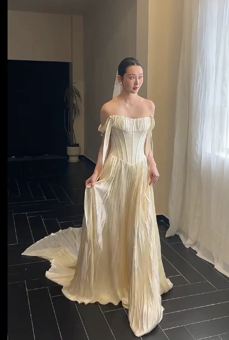 Timeless Off-the-shoulder Sheath Satin Luxury Wedding Dress, Light Champagne Bridal Gowns DP3080 - Deanwangkt