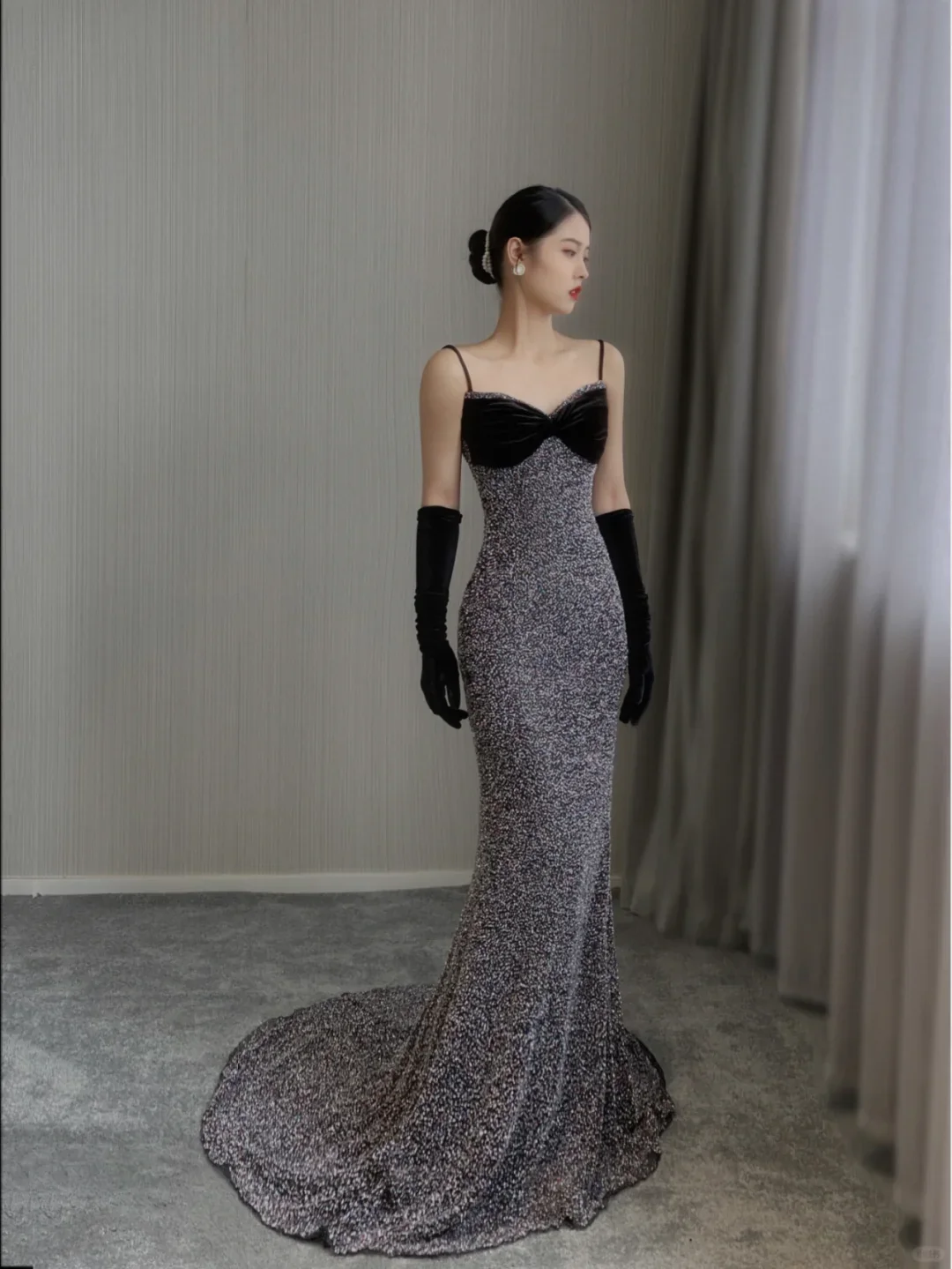 Pretty Mermaid Spaghetti Straps Sequin Sleeveless Long Prom Dresses High School Evening Dresses DP369 - Deanwangkt