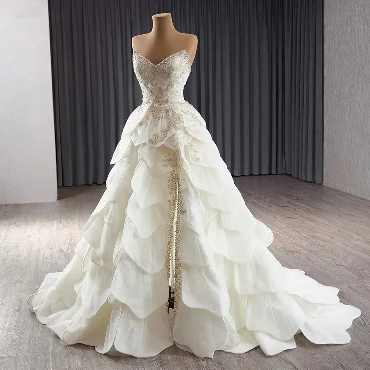 Luxury Ball Gown Wedding Dresses Sleeveless Strapless Sequin Wedding Dress With Train DP610 - Deanwangkt