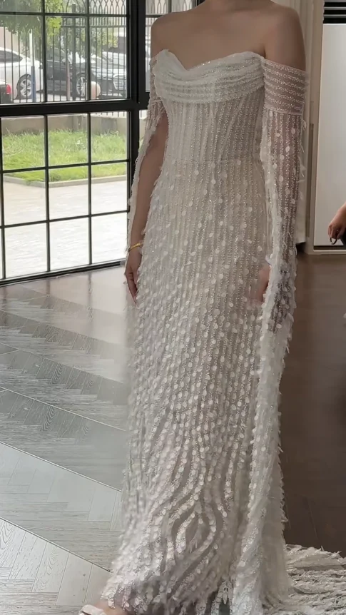 Timeless Off-the-shoulder Sheath Tulle Beading Luxury Wedding Dress, Long Sleeve Bridal Gowns DP3083 - Deanwangkt