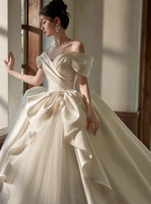 Modest Ball Gown Off-the-shoulder Bridal Dress White Satin Tulle Long Wedding Dress Elegant Lace Applique Bridal Gowns DP2816 - Deanwangkt