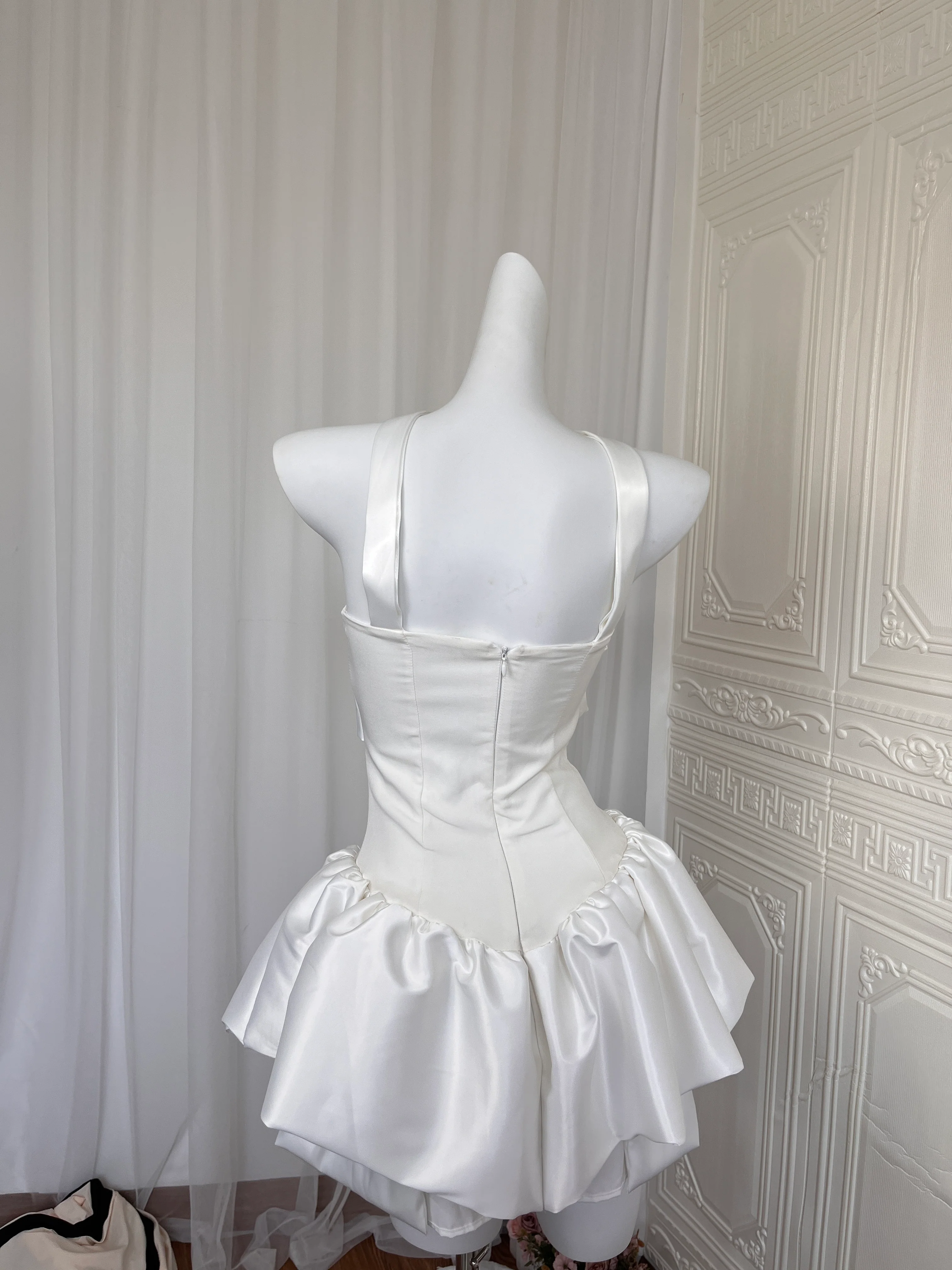 Pretty A Line Strapless White Satin Formal Homecoming Dresses 21st Birthday Outfits Graduation Dress Short Mini Night Cocktail Dresses DH2480 - Deanwangkt