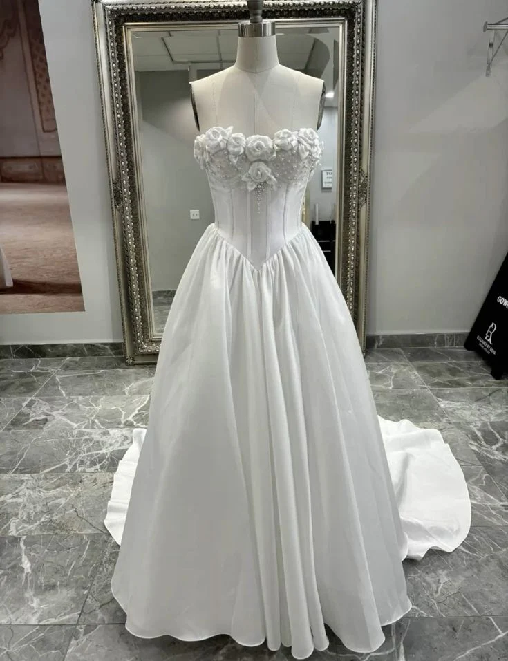 Retro A Line Sweetheart Sleeveless Floral Wedding Dress With Hand Made Flowers Wedding Dresses Modest Wedding Gowns DH1414 - Deanwangkt