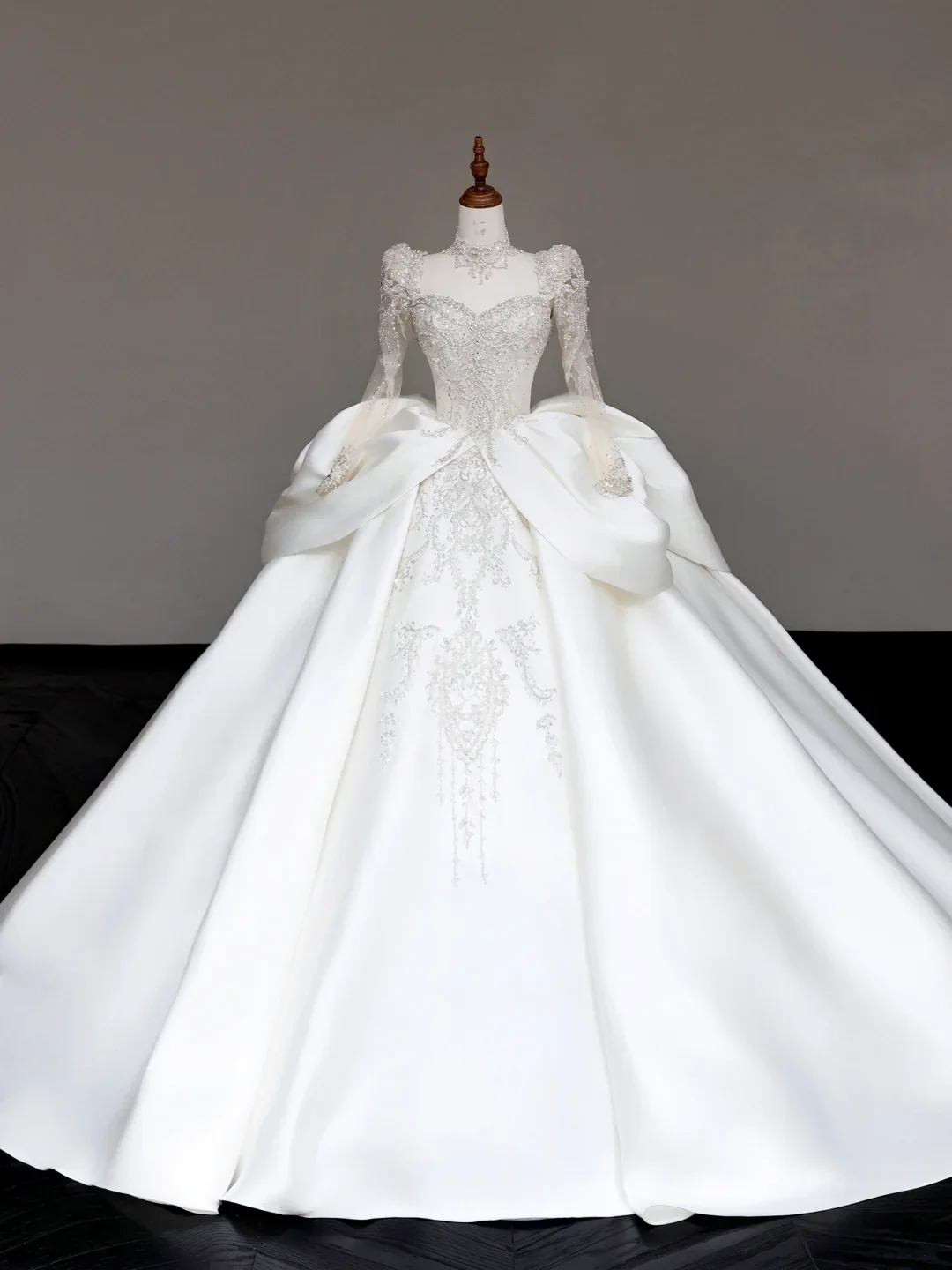Unique Bridal Gown Ball Gown Sweetheart Long Sleeves White Sequin Wedding Dresses Bridal Gowns DP714 - Deanwangkt
