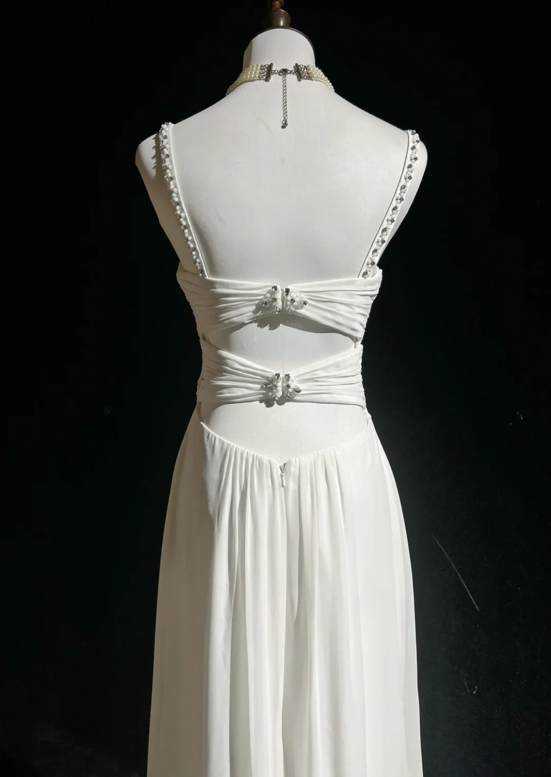 Modern A line Straps Silver Beads Chiffon Long White Backless Wedding Dresses Elegant Bridal Gowns DH657 - Deanwangkt