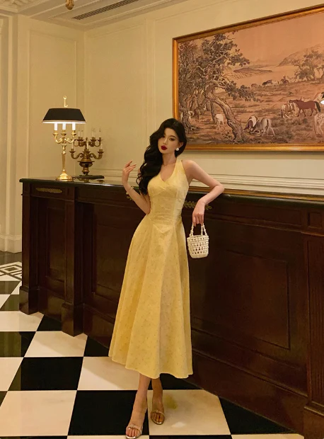 Sexy A line Halter Yellow 18th Birthday Dress Long Party Birthday Outfits For Women DP0184 - Deanwangkt