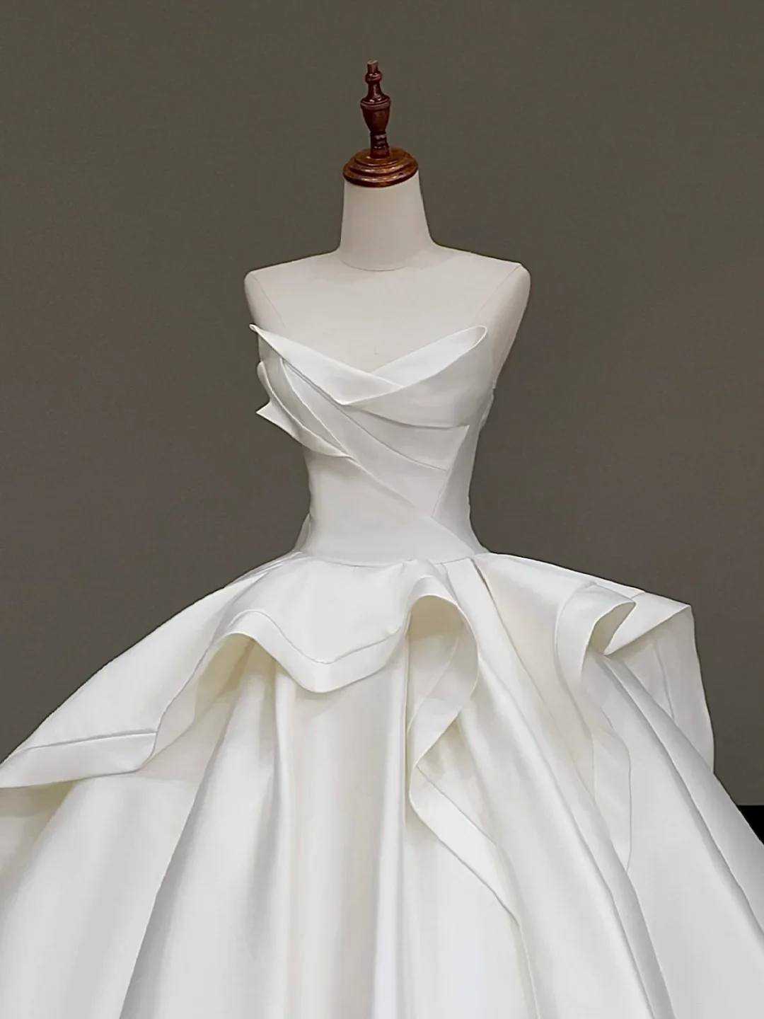 Timeless Bridal Gown Ball Gown Sweetheart White Satin Wedding Dresses Bridal Gowns DP833 - Deanwangkt