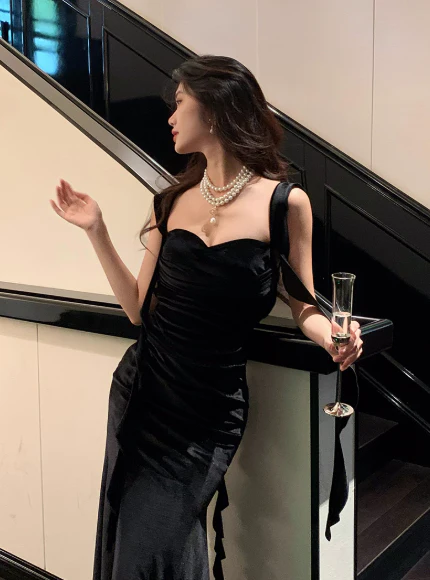 Elegant Spaghetti Straps Mermaid Velvet Long Prom Dresses, Black Evening Dresses DP3102 - Deanwangkt